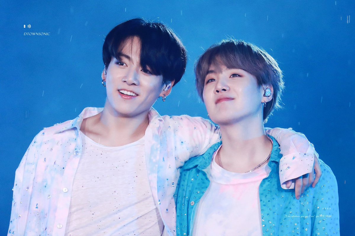 Yoonkook size difference a Thread- 