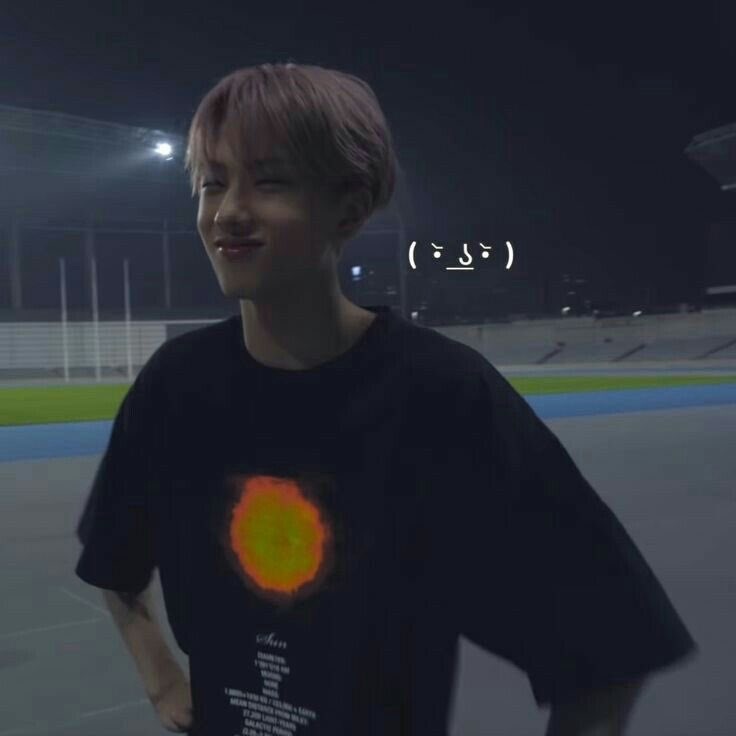 GSUDJ43W's tweet image. 𝗷𝘂𝗹𝘆 𝘄𝗶𝘀𝗵 𝗻𝗮 𝗸𝗿𝘂𝗯 🖍ขึ้นเดือนใหม่ก็ขอให้เดือนนี้มีความสุขมากๆนะ ขอให้สุขภาพแข็งแรง ร่าเริง แจ่มใส ไม่ท้อ ไม่เหนื่อย  ไม่ปวดหลัง ไม่ผมร่วง ถึงไม่สนิทกันมากแต่ผมก็รักทุกคนนะค้าบ ขอบคุณที่มาเล่นกับผม ช่วงนี้เห็นบางคนเหนื่อยๆ ผมจะเป็นกำลังใจให้เสมอนะครับ สู้นะ!✌🏻🌷🌈