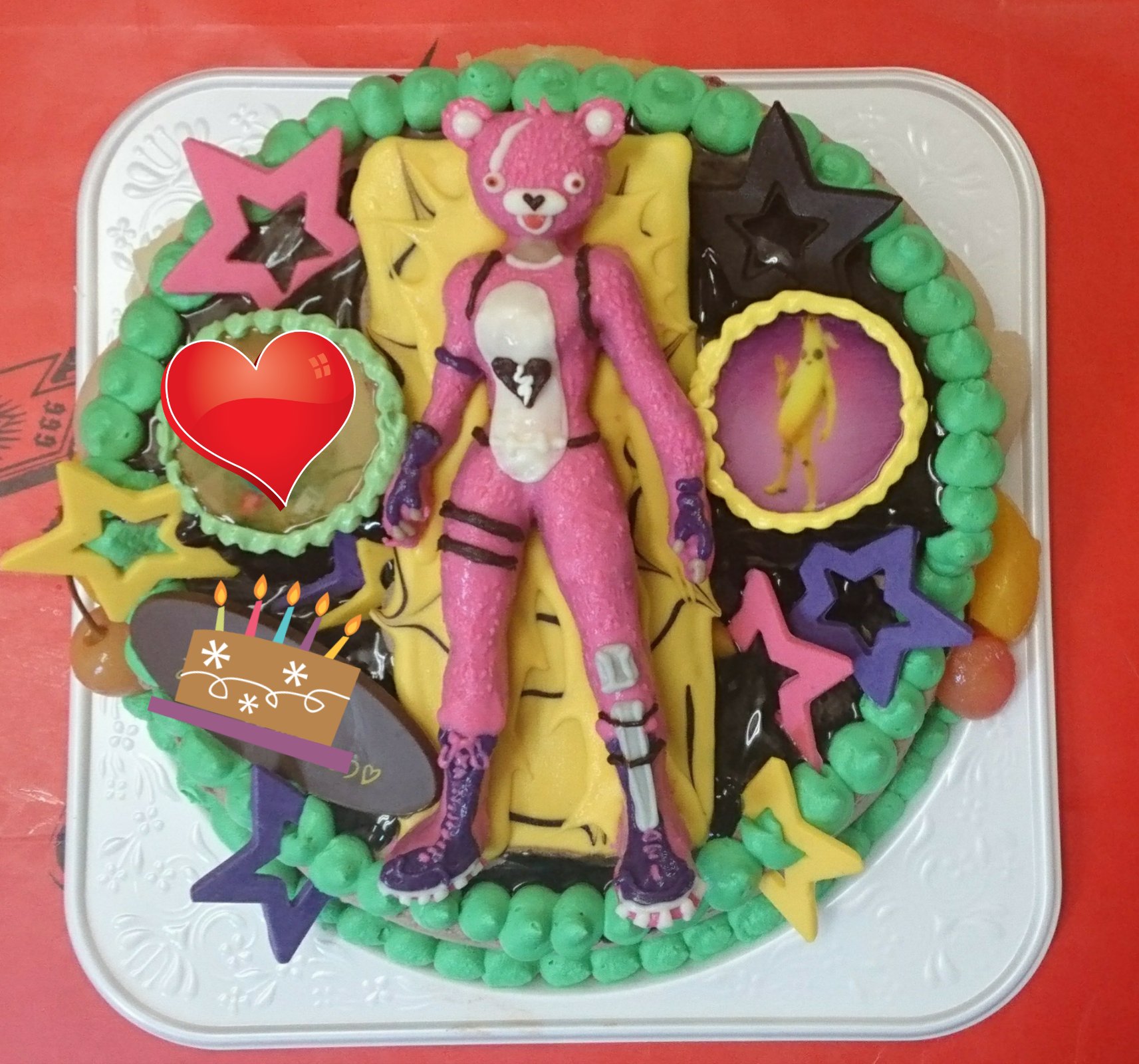 ケーキのはりまや ケーキのはりまやです フォートナイトのピンクマ立体ケーキご注文ありがとうございました好きなキャラクター をお誕生日ケーキにいかがでしょうか フォートナイト 誕生日ケーキ 全国発送可能 T Co Ujedpel5nm T Co