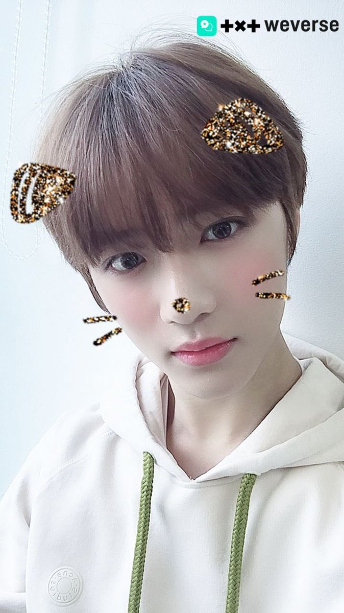 beomgyu wishes alea a happy birthday~— end of thread —