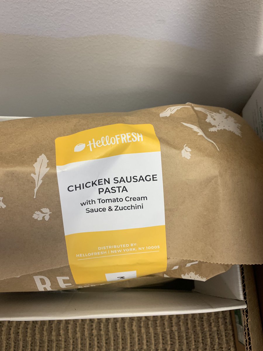 WNYHeroes's tweet photo. Another amazing day with our #Heroesfamily and friends from #PFCDwyerProgram in Canandaigua. @HelloFresh and NOW #USDA coming on board. We had two (2) Tractor trailers show up to deliver hello fresh meals and more. Again, thank you @NewYorkVeterans for believing is us. #feedVets https://t.co/0GxwCB4zQJ