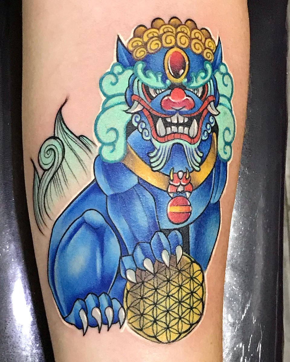 Apu_Arts's tweet photo. •Leon de Fu•
Mas piezas asi diosito porfiiii
#apu #apuarts #tatuaje #tatuajes #tattoo #tattoos #tatuador #tatuadorcdmx #cdmx #perrodefu #leonperro #perrodefutattoo #perrodefutatuaje #shishi #shishitattoo #shishitatuaje #perrochino #perrochinotattoo #perrochinotaruaje https://t.co/86BHQYj5eC