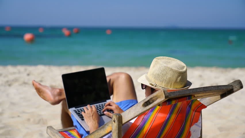 calgarys_mobile's tweet photo. No matter where the summer takes you we’re always a click or call away! Questions? Concerns? We’re here to help in any way we can! Give us a call at 587-832-0441 or go to our website and hit the CONTACT US tab to message us directly!
#yyc #calgary #yycbased #SupportLocal https://t.co/MJpnvYgJqa