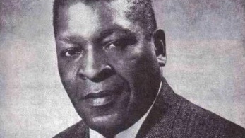 BOOK REPORT:In honour of  #BlackLivesMatter   I will highlight in this thread an important historical, and very much diminished and slandered black voice. He published his last, and most telling book in 1958, and promptly died in a car accident in 1959 ¯\\_(ツ)_/¯