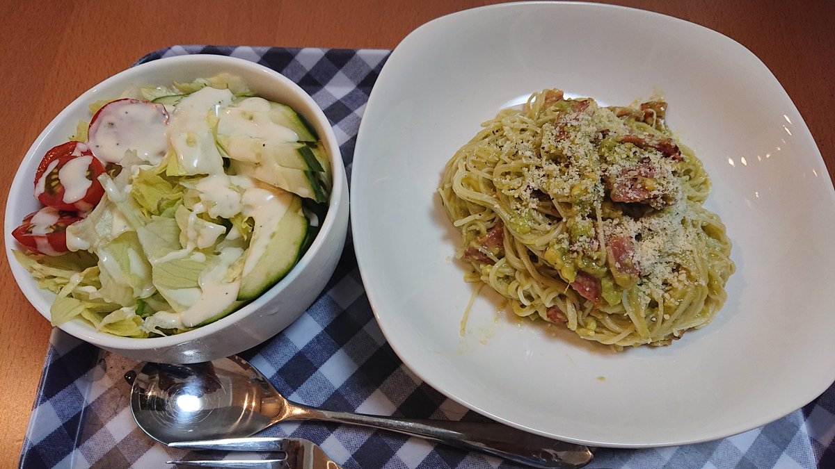 瀬尾速水 リュウジさんのアボカドカルボナーラそうめんを作ってみた アボカドソースが濃厚オブ濃厚で めっちゃ美味かった そうめん一人前でしっかり満腹 また試してみたい T Co Gwkszoqqcd