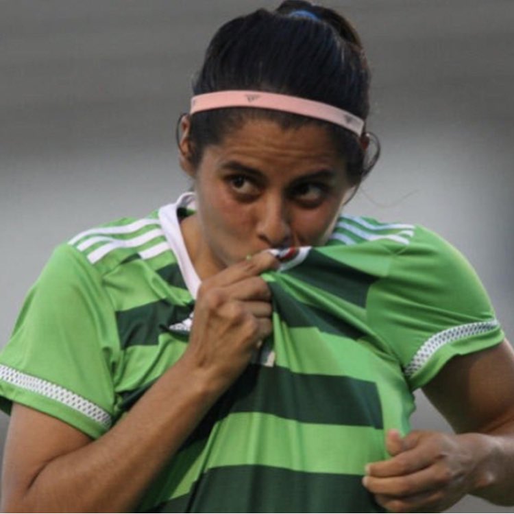As Kenti Robles is being link with a move to Real Madrid I will finish this thread with my favorite quote of her. “Mexico mean a lot to me is the only crest I will kiss”