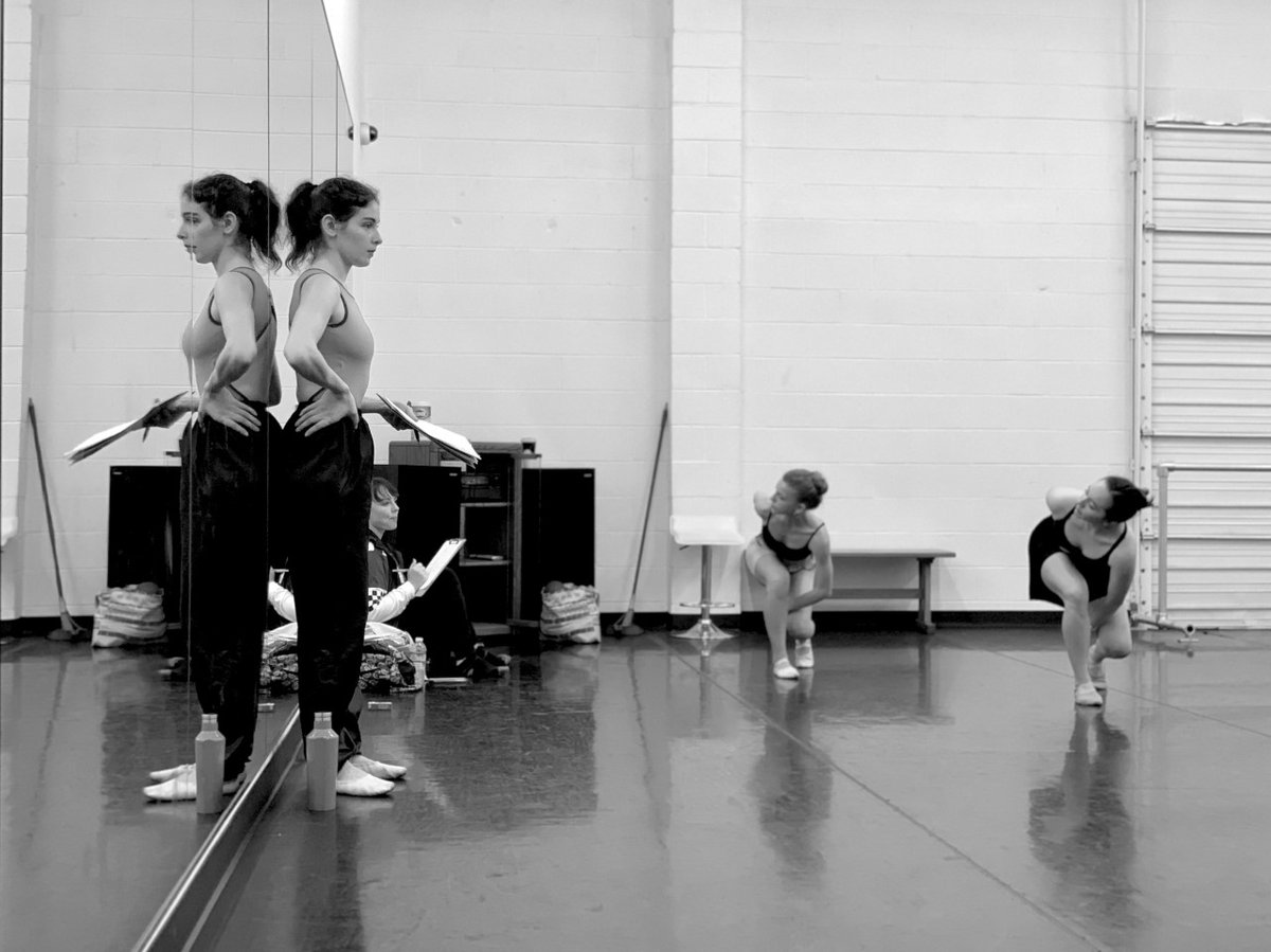 CalBallet's tweet image. Because 10 classes for $100.  Check out our class schedule below and don't miss out on this limited offer.   #GetYourPointeOn Photo: Sam Zauscher
californiaballet.punchpass.com/calendar?date=…