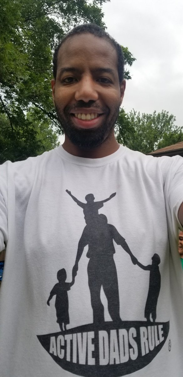 Had a great time this morning playing catch with my son. The little one even put a helmet on and tried to get some batting practice in😂. I know spending time with me means a lot to them. As busy as we are, we have to remember how precious #family time is. #DadSonTime #Lovemykids