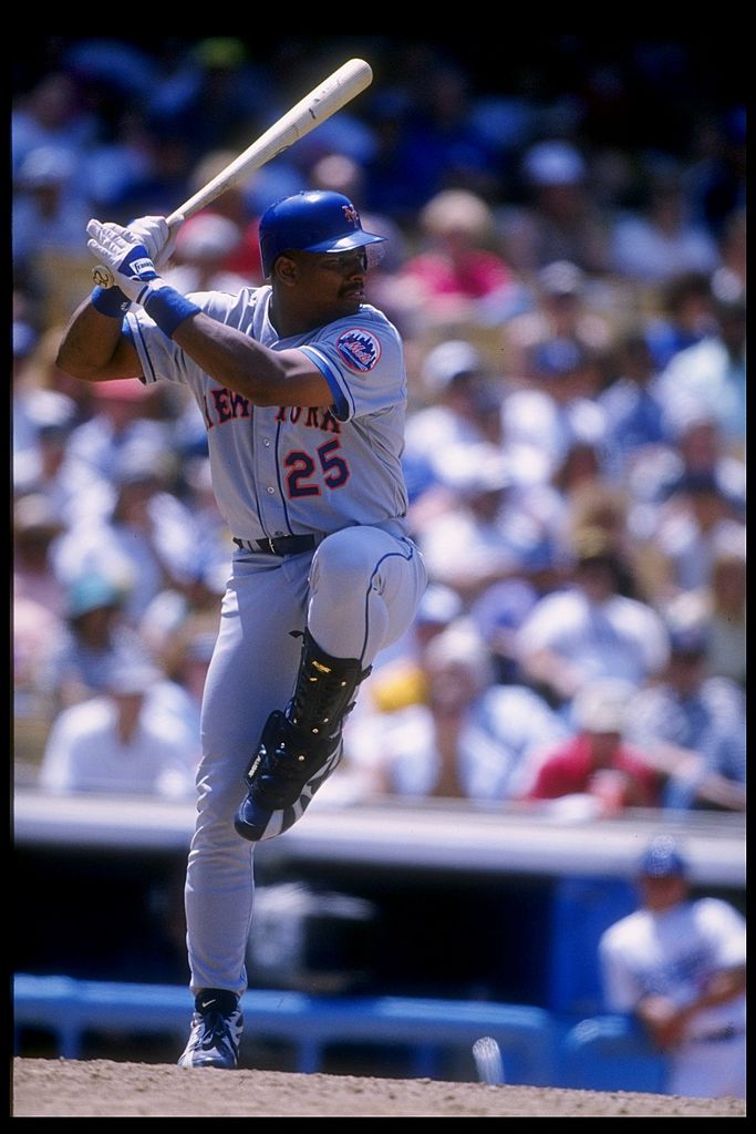 JakeMarsh18's tweet photo. Happy Bobby Bonilla Day! If you were to to fly the same path the 3B/OF took in his career, here's the itinerary w/ the cheapest flights selected:

CHW-PIT-NYM-BAL-FLA-LAD-NYM-ATL-STL

Total: $1,582

With Bonilla's annual paycheck of $1,193,248.20, he can book that trip 754 times. https://t.co/H6sUrwcJbG