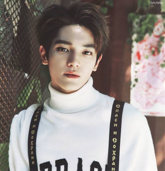 Presenting, one of kpop's finest ace- Lee Taeyong. But he gets older as you keep scrolling #HAPPYTAEYONGDAY  #OurRoseTaeyongDay #헤어질_염려가없는_태용날