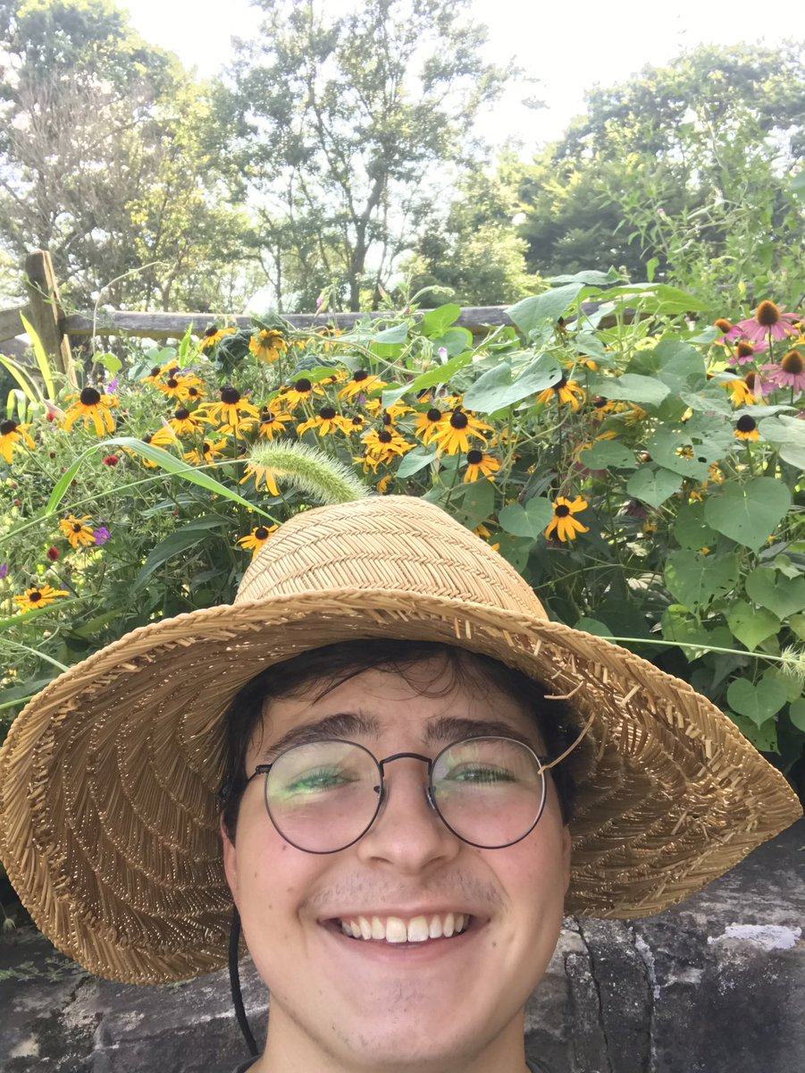 JCUYoungWriters's tweet photo. Less than a week until our favorite week of the summer!!! But first, meet Jack! 🌻⛅️🌅 https://t.co/npCnXTRkpO