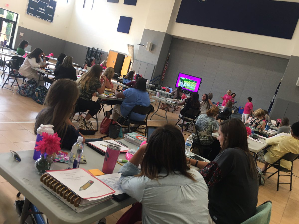 GingerCatoe's tweet photo. Super proud of the @KCSDCoaches who presented PD on reading and writing toolkits today! #ElevateKCSD @EducationKcsd @Dr_ShaneRobbins @JSerravallo @pamallyn @Scholastic @DonyallD @EducationKcsd @kellyrobertsbro @merrimannichols https://t.co/SKq2C2tSiL