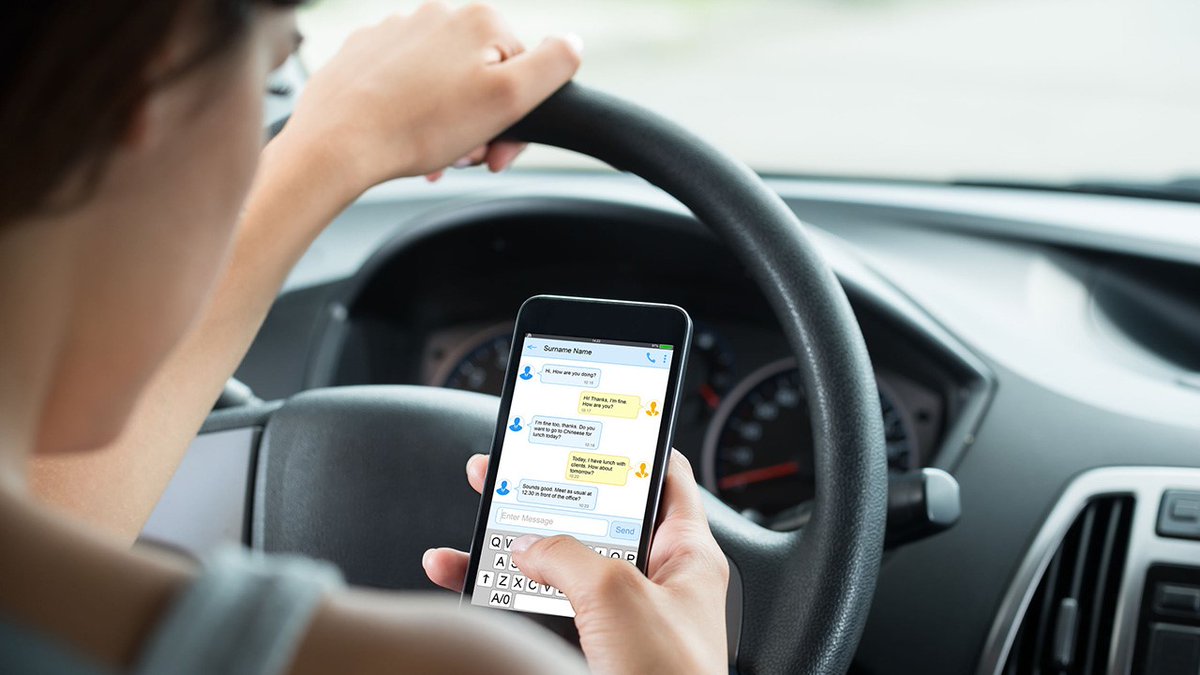 FixAutoChico's tweet photo. Did you know texting while driving increases the chances of a crash by 23 times?
Twenty. 👏 Three. 👏 Times! 👏
It can wait.
#FixAutoChico #ItCanWait https://t.co/deQvxzX3V5