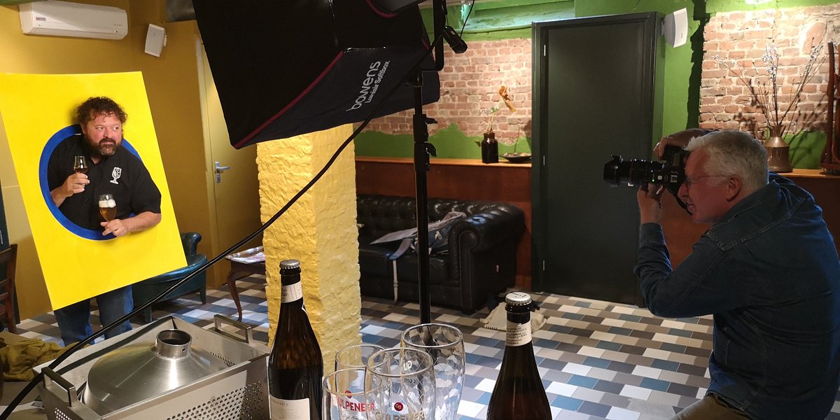 Aroundthebar's tweet image. Mooie fotoshoot en interview gedaan voor het magazine van @MitraSlijter met topfotograaf Clemens Rikken en @ArvidBergstrom