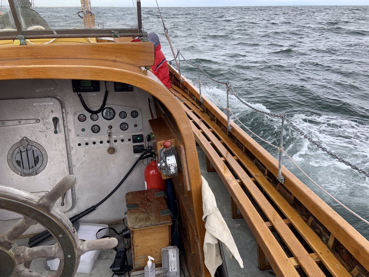 Took Lucy Lavers out through Holkham bay to Burnham Overy Staithe today - we’re doing it again on Saturday if you’d like to join us - call 07747 401222 or PM us on here for details of how to book 
#rnli #dunkirklittleships #wellsnextthesea #holkham #burnhamoverystaithe