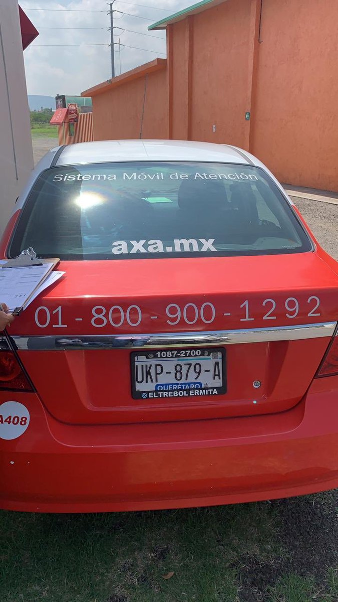 AppleWorldJr's tweet photo. No me quieren hacer valida mi póliza porque me moví del lugar del siniestro (si no me movía podría ocasionar más accidentes) pésimo servicio @AXAMexico tengo una persona lesionada y ni así me quieren dar el pase de atención médica https://t.co/sHWN6y3BPz