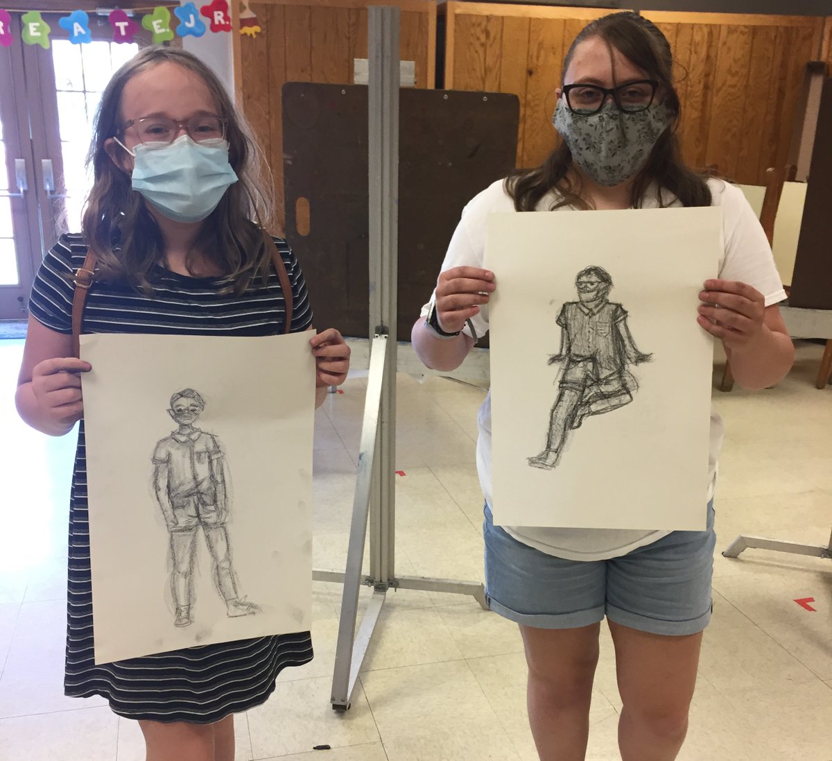 cacccARTS's tweet photo. Check out what’s happening in our Teen Art Project Figure Drawing Camp! #campcreate #teenartproject #keepingtheartsalive https://t.co/HIJkW6eZoB