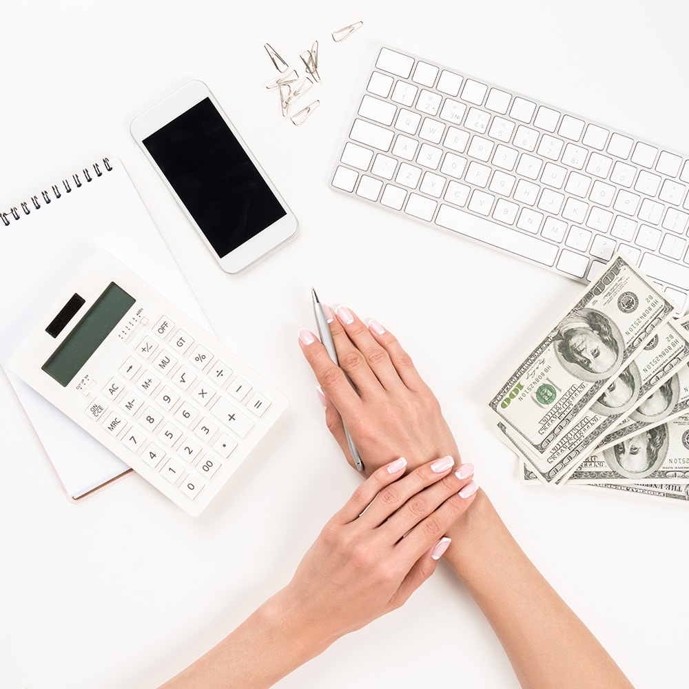 ArtsyHomeHunter's tweet photo. By focusing only on the present, your #finances in the future can suffer. #smartmoney  https://t.co/CtObLuD9ZZ https://t.co/o0jbAtfrZ2
