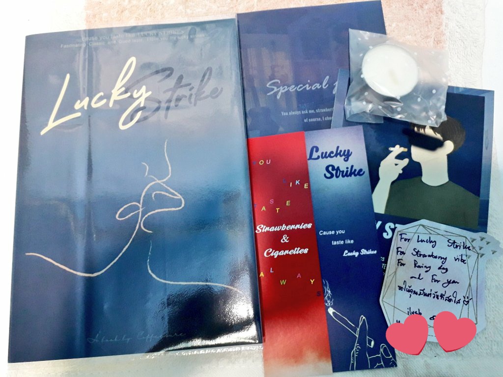 babybammie0502's tweet photo. ได้รับหนังสือแล้วนะคะ เล่มจริงคือสวยมากๆเลย เทียนก็ห๊อมหอม ดีทุกอย่างเลยจะรักษาและอ่านอย่างดีเลยค่ะ ขอบคุณมากๆสำหรับกระดาษโน้ตด้วยนะคะ ขอให้คุณไรท์มีวันที่สดใสเช่นกันค่ะ💕
#CigaretteMB https://t.co/Tsq4rfIf8e