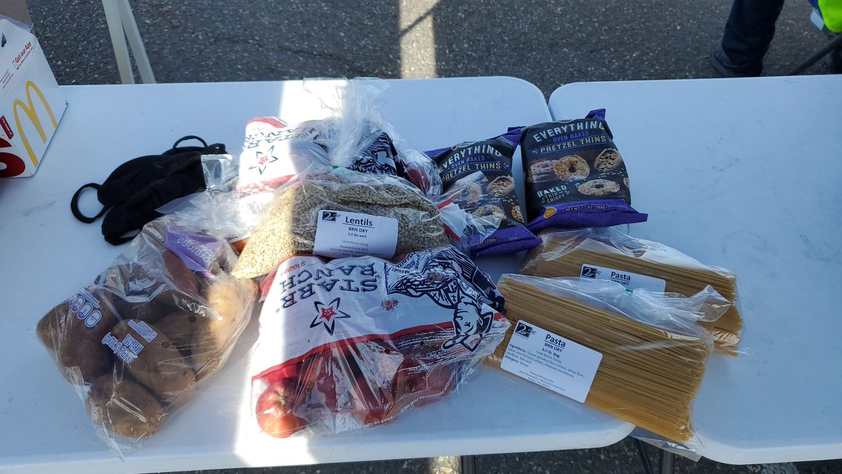 Great food items included in our boxes today! Plus, we'll be including free face masks! Event begins at 11am at our transit centers in Tri-Cities and Prosser