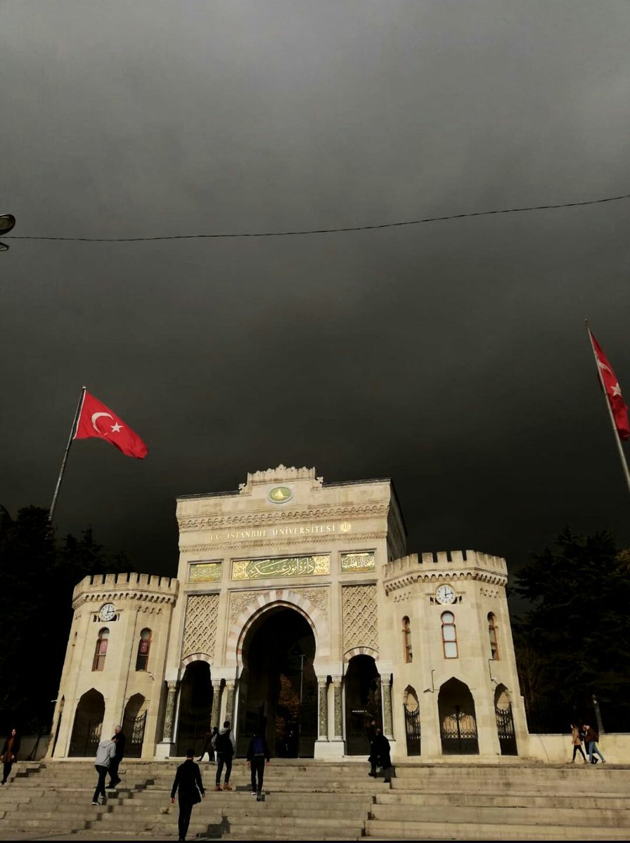 Asaleti bâriz olanın gölgesinde. 🇹🇷🇹🇷