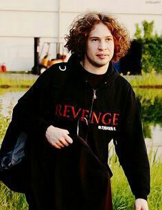 Happy birthday Ray Toro! Your hair and smile will always make me happy.  