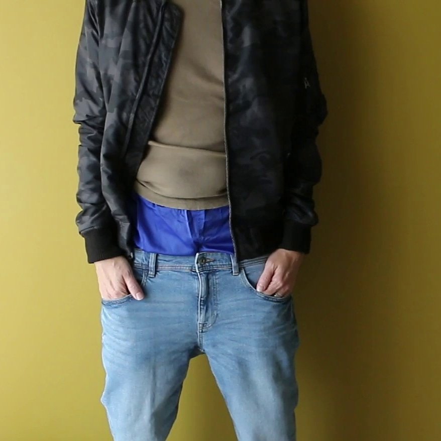 ledger_phoenix's tweet photo. Video on YouTube. #sagger #sagging #jeanssagging #nylonshorts #nylonshortsagging #nylonlover #bomberjacket #nylonjacket #underwearguy #showingundies #gaysagger #phoenixledger #gayboy #lgbt #frontsag https://t.co/NZjCKe5w1F