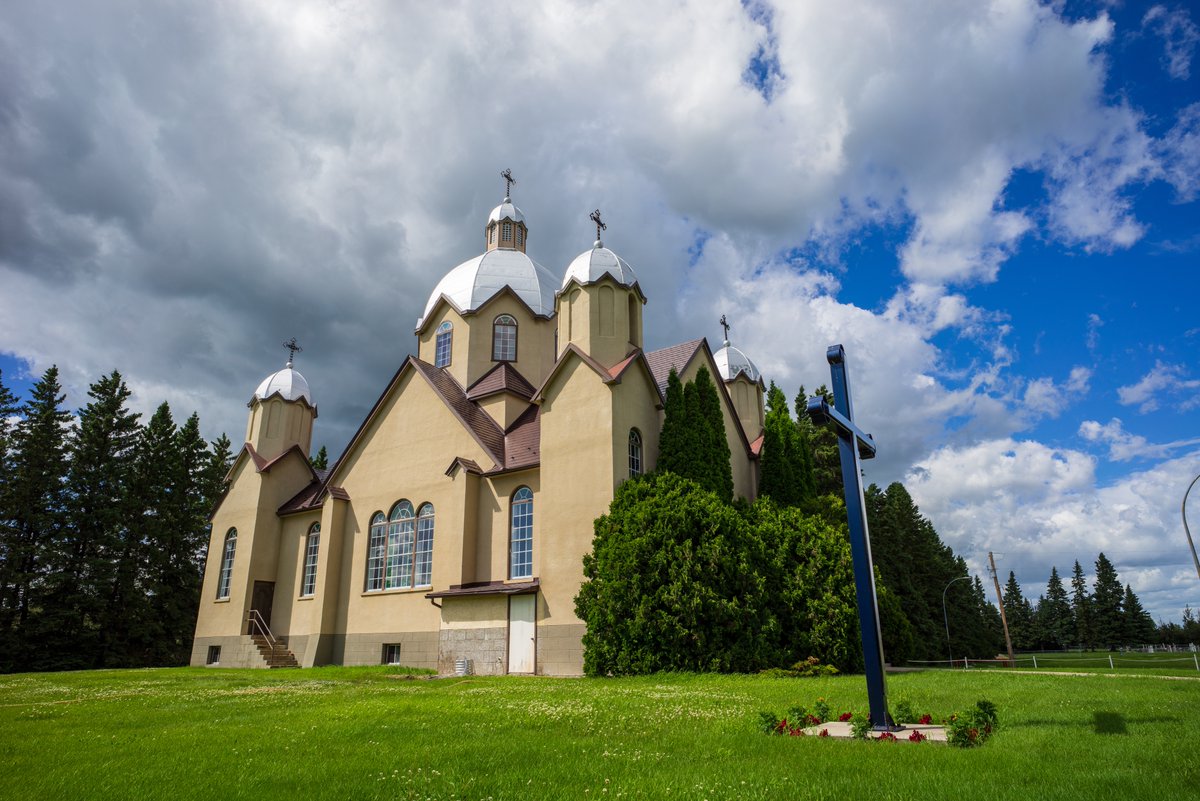 Smith__mj's tweet photo. Finding the 47 churches of Lamont County takes faith...and maybe the guide book.  An unusual pilgrimage? No, orthodox.

#LamontCounty  #ExploreAlberta  #Wanderlust #theotherAlberta #Albertaroadtrip https://t.co/fpYgu6A4lm