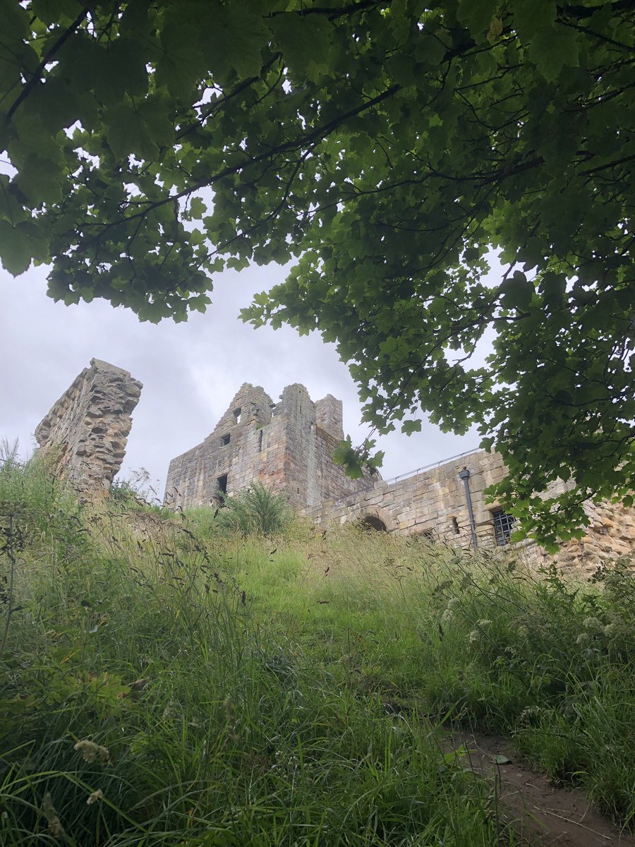 BagsBrodie's tweet photo. Bagged the amazing Ravencraig castle today! Definitely a hidden gem! #visitscotland @HistEnvScot https://t.co/FicxBLZZCL