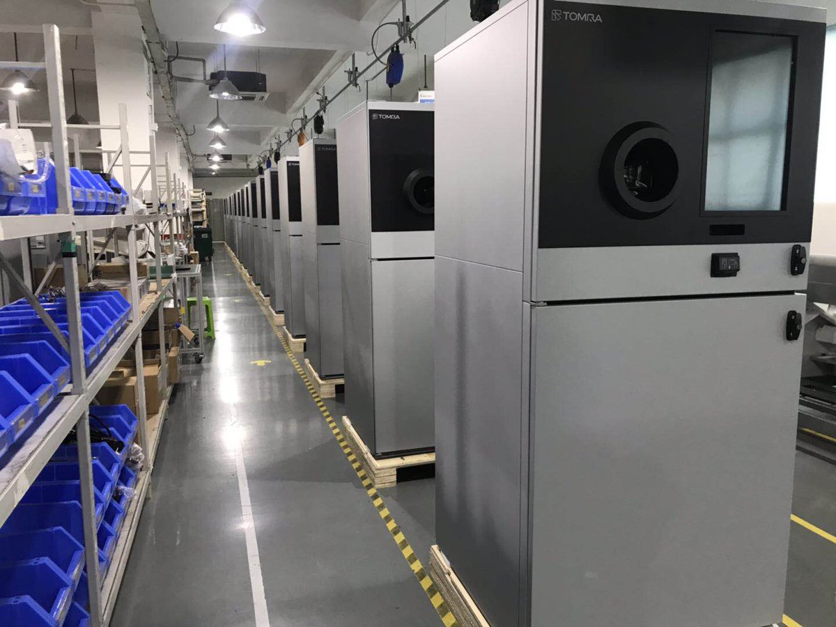 INCOM_TOMRA's tweet image. Our Reverse Vending Machines are built under the best quality standards to guarantee the best value to our clients. Get in contact with us for more information or visit our website incomrecycle.com #ReverseVendingMachine #RecylingMachine #Wastemanagement #PlasticPollution