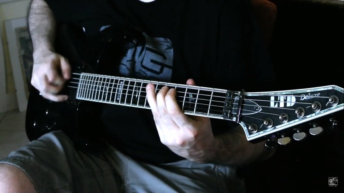 Alex Metalheart tweet media