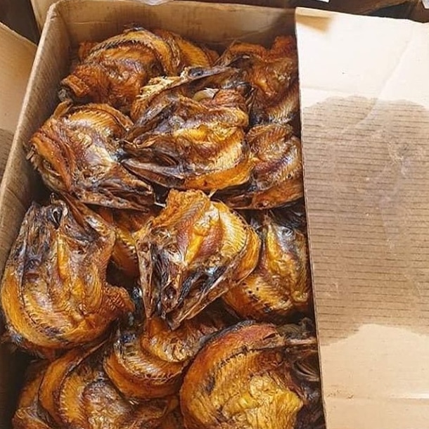 gwenijay's tweet photo. Kindly help me retweet fam 🙏🙏🙏🙏🙏🙏🙏🙏🙏🙏 I sell foodstuffs item. Just send us your market list and we would run the errand and deliver to your doorstep.#deeperlife #COVID19 #whatsappdown #wednesdaymorning #TachaDTrendSetter #RelassMerchOut #RelassMerchIsOut https://t.co/iPaD1OWfW8