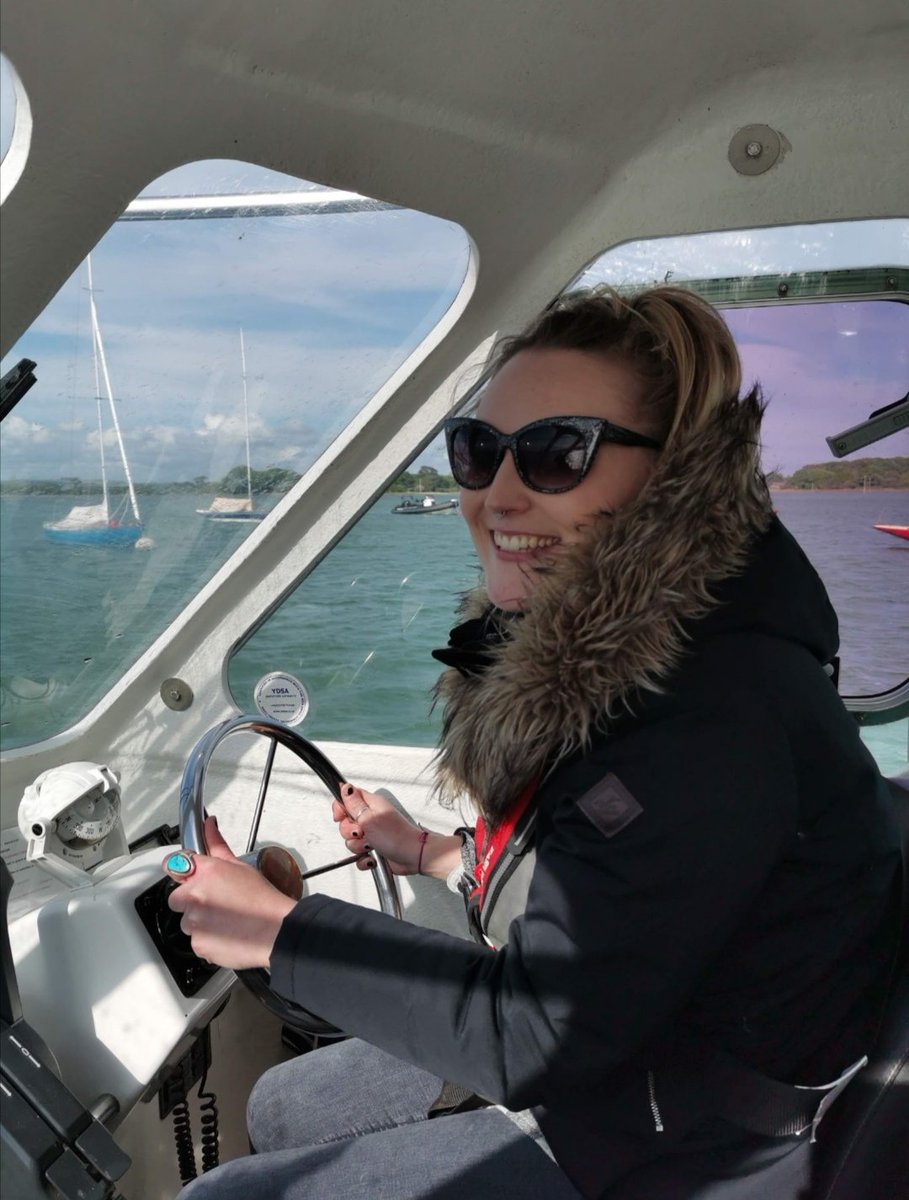 PlasticsEnvRes's tweet photo. Hey, I'm @jessjanehurley! My research is focusing on the consequences of #microplastic ingestion by marine organisms (ploychaetes, molluscs and crustaceans) - from biomarkers to physiological and behavioural responses! https://t.co/C8lcxQqq97