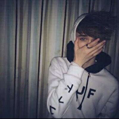 azzozx24's tweet photo. #صورة_جديدة_للملف_الشخصي https://t.co/ZXqTaeooqS