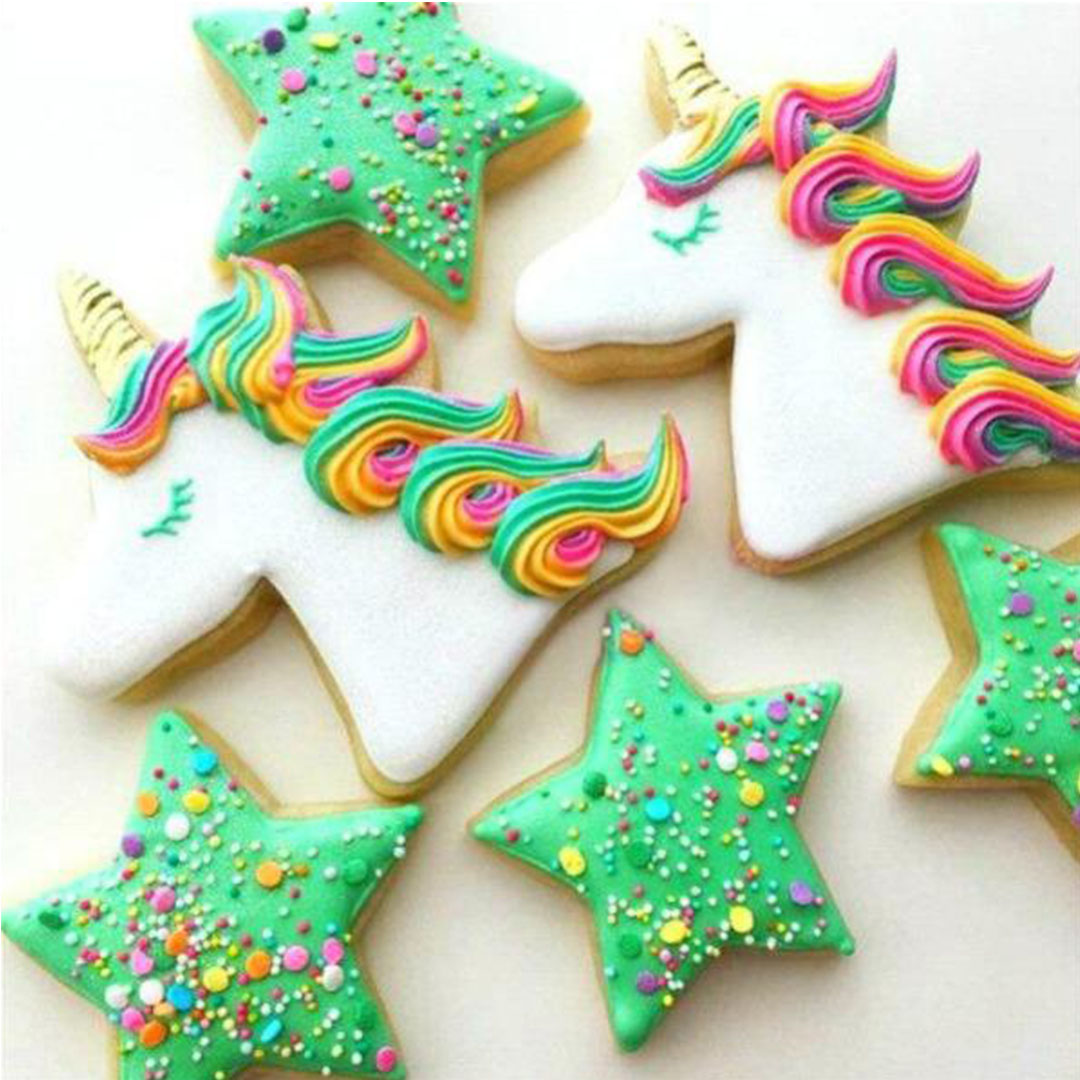 Today is a good day to surprise the little ones with mythical unicorn #cookies 🦄⭐🦄⭐