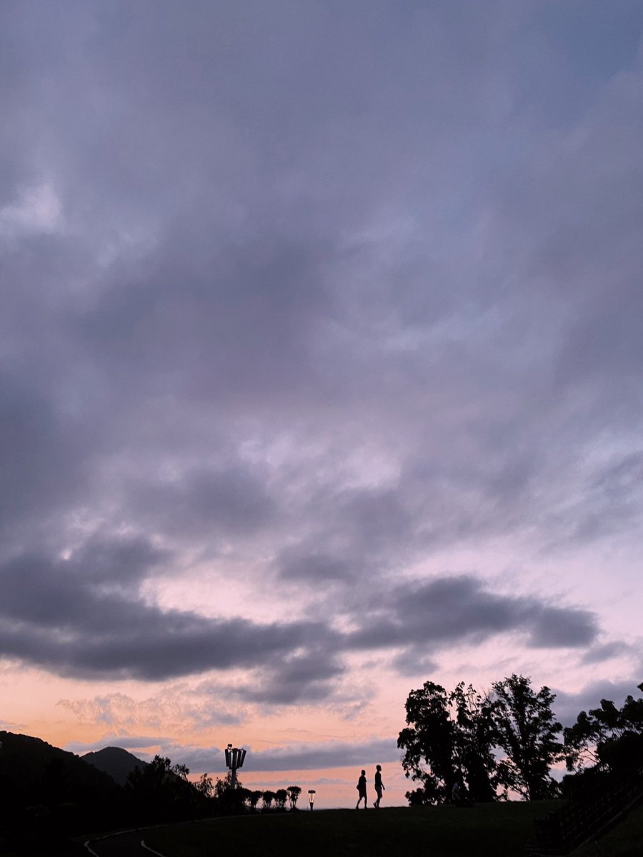 Akxco3's tweet photo. 綺麗に焼けてたなー
#iPhone11 #iPhonegraphy #sunset #iPhoneshot #Lovehokkaido #mobileme https://t.co/zWdfnABU2l