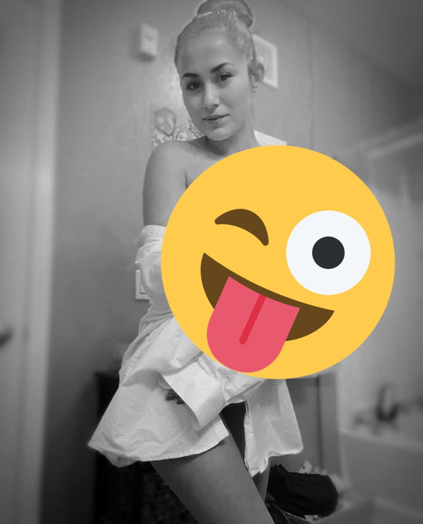 Princess19xo's tweet photo. Looking for new followers 🥵 link in bio for more exclusive photos #nude #blonde #worthit #sexyblonde #sexy like and retweet to get a special DM 💋 https://t.co/dKkWBJLA6E
