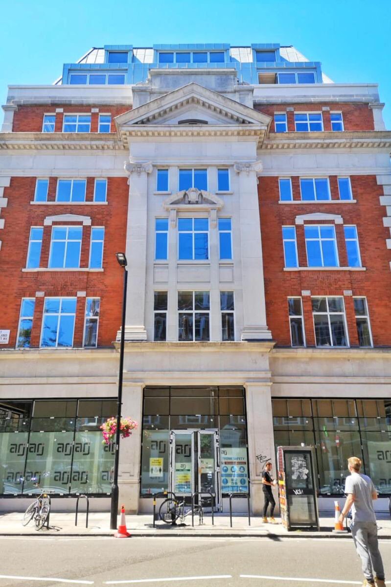 HUSHPMC's tweet photo. Not long now until @arjCONSTRUCTION complete their works and handover to @TheOfficeGroup to complete their fit-out works. Looking great. https://t.co/Nelxml8kAi