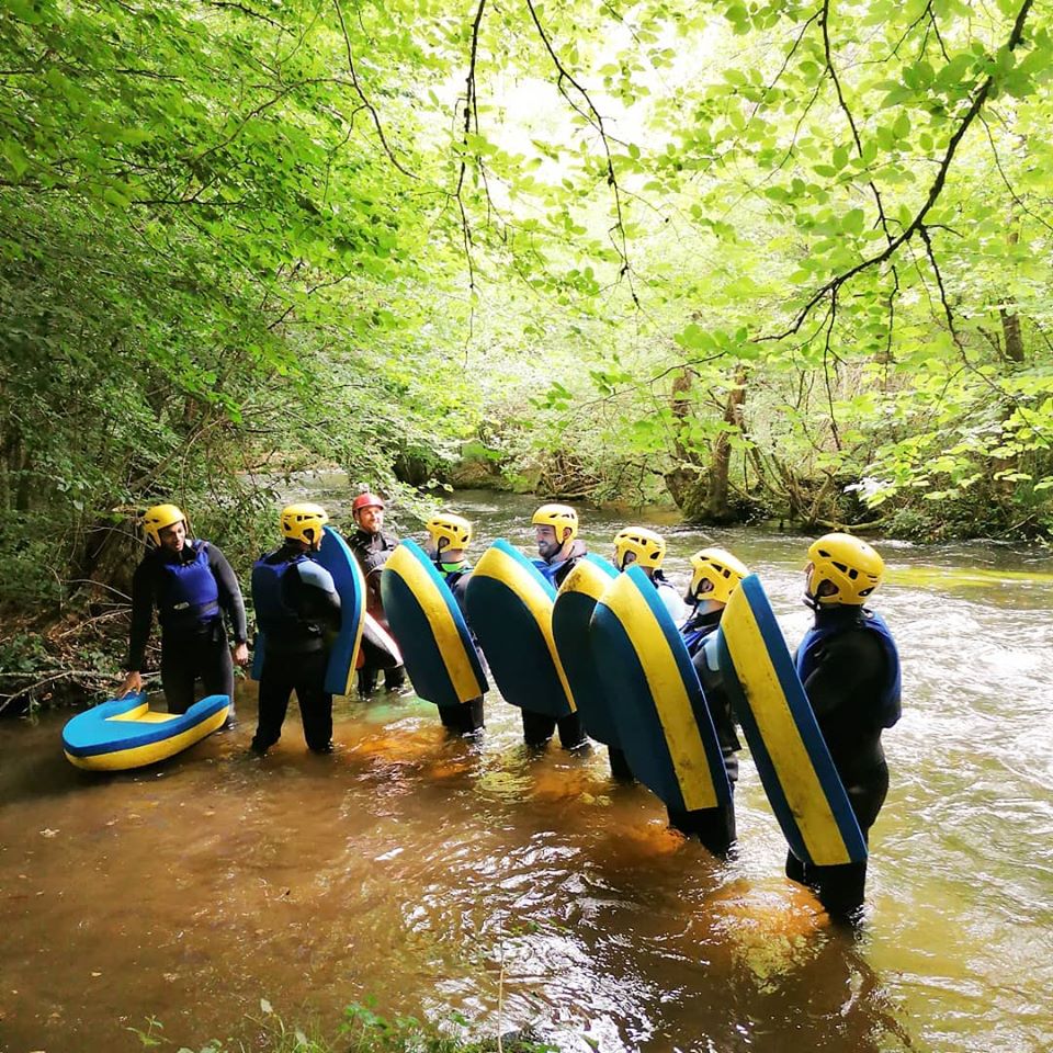 Tout le monde est prêt ?! 
an-rafting.com