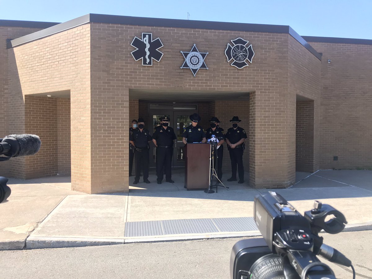NG_NewGuy's tweet photo. Happening now and across New York State. The NYS Sheriffs’ Association asking for 10 new legislative proposals for the protection of the public and police @News_8 #roc https://t.co/iWw8tVbf5F