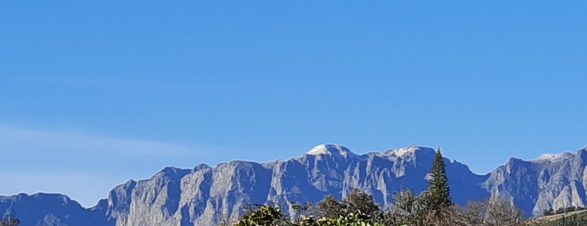 SimonPolyLabSA's tweet photo. In 2 years time today, we'll be winding down #IPC2022 #WormWednesday #HelderbergMountains https://t.co/3oHSkLyPbw