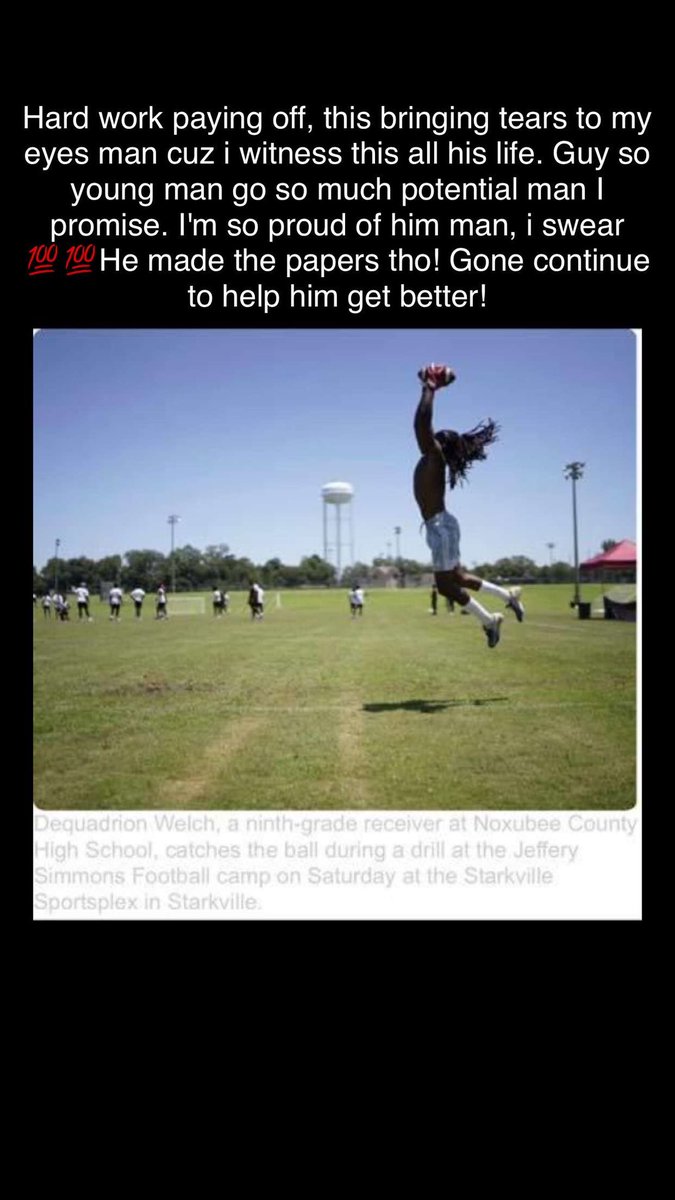 Kalmorris24's tweet photo. I promise ima have him right, keep working out with me! You going to be great, and he's only an 8th grader💯 That vert tho👀😁🔥 https://t.co/rZUF0tzY4U