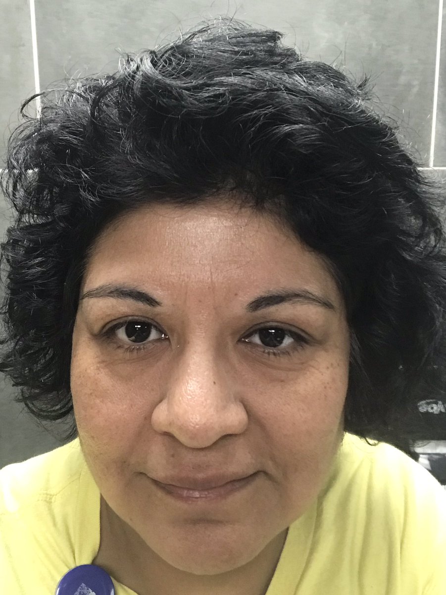 rosietexecano's tweet photo. Trying something new with my hair, doing what peter Dinklage does. Not messing with it and letting it dry on its own #howdoesitlook #newhairstyle https://t.co/695uXcdkn2