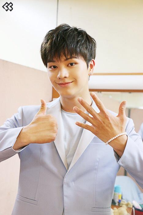 ᴅ-487throwback to 150715 sungjae 