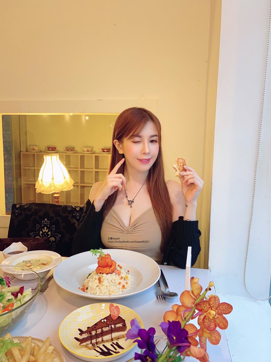 愛吃鬼🍝
-

#作品撮り #攝影 #自拍 #裏アカ女子 
#photography #photooftheday #photo #photographer  #love #instagood #model #smile #cute #girl #iphone11 #keppel https://t.co/KoVnXJHAGH