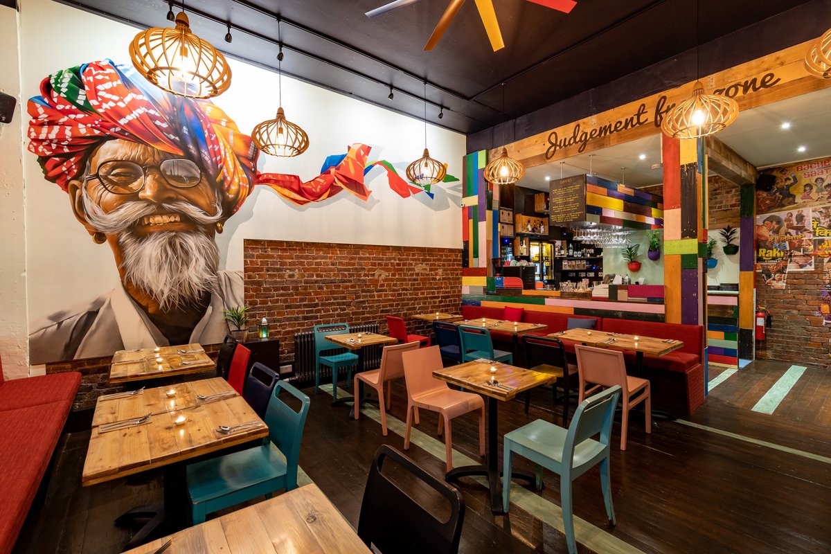 BaboojiK's tweet photo. Hi,

Please help us fill in the empty tables. They look lonely.

We are now open with limited seating.

We are going to continue our delivery/collection service also.

Call us on 02380 583229 and enjoy the best Indian Vegan/veggie food in Southampton.

#plantbasedgoodness https://t.co/qXxYDHiRqX