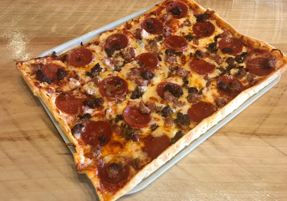 LedoPizza's tweet photo. 🎉 $50 #LedoPizza GIFT CARD GIVEAWAY 🎉

🔃 RETWEET
✅ FOLLOW US

To be entered to win! (One winner randomly picked at 9pm 7/15/20)

Fast. Easy. Fresh. Order Ledo Online! 
‼️Check out our $5 Square Deals‼️

https://t.co/hKGGHi5NWp https://t.co/7U70Rc57bt