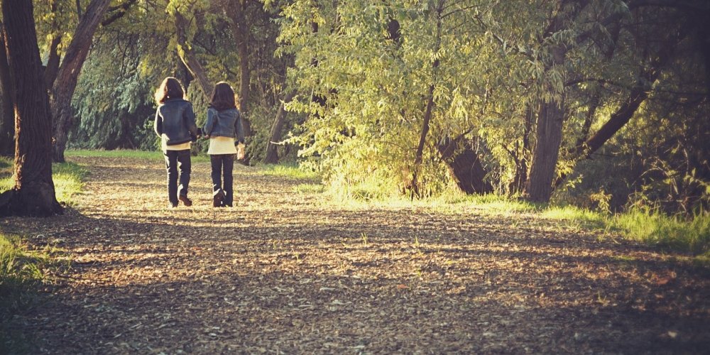 That`s just superb!

#children #kids #walking 
#kidsoutdoors #kidsoftheoutdoors #outdoorskids #getkidsoutdoors #kidsloveoutdoors #kidnoutdoors