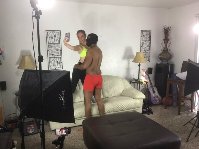 Guess who&rsquo;s working non stop... #teamporn https://t.co/2NU819AEFB<a href="/tag/teamporn"class="tags">#teamporn</a>