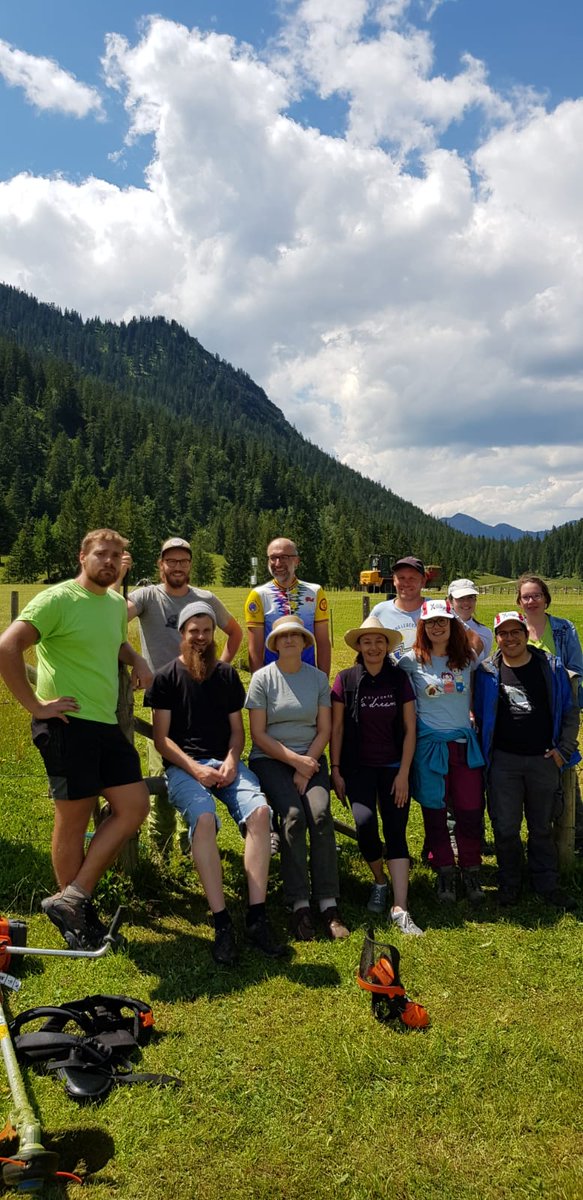 NoeNoeliaga's tweet image. We spent the last sunny days sampling in the Alps our mesocosm translocation experiment. Exiting results to come! :) #SUSALPS @tumsoil @MartinWiesmeier @BBerauer @DRAL2015 @BonaRes4u @LuisCol8